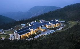 Jw Marriott Mussoorie Walnut Grove Resort & Spa